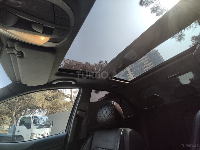 Mercedes E 270 2002, 296,000 km - 2.7 l - Bakı