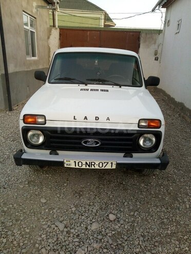LADA (VAZ) Niva 2004, 235,300 km - 1.7 l - Şabran