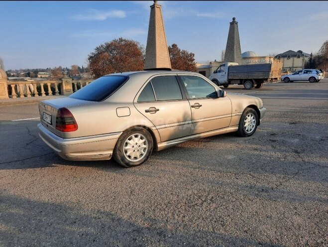 Mercedes C 240 1997, 250,000 km - 2.4 l - Bakı