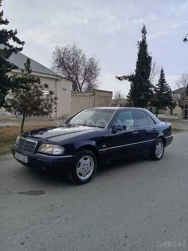 Mercedes C 180 1997, 341,400 km - 1.8 л - Yevlax