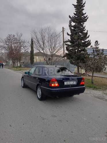 Mercedes C 180 1997, 341,400 km - 1.8 л - Yevlax