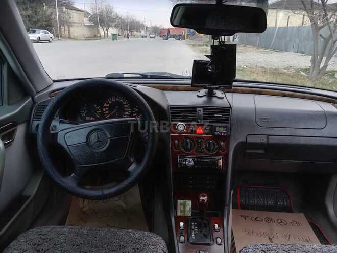Mercedes C 180 1997, 341,400 km - 1.8 л - Yevlax