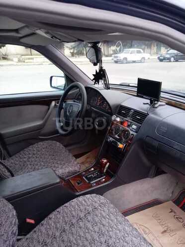 Mercedes C 180 1997, 341,400 km - 1.8 л - Yevlax