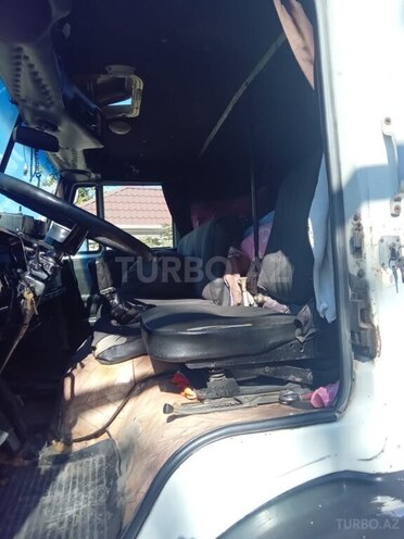 KamAz 53212 1990, 436,000 km - 11.0 л - Yevlax