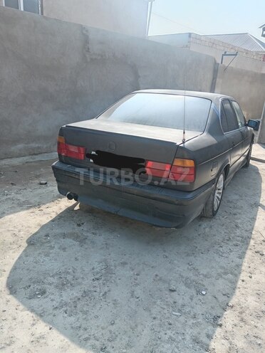 BMW 520 1989, 333,000 km - 2.0 l - Bakı
