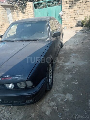 BMW 520 1989, 333,000 km - 2.0 l - Bakı