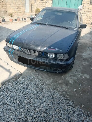 BMW 520 1989, 333,000 km - 2.0 l - Bakı