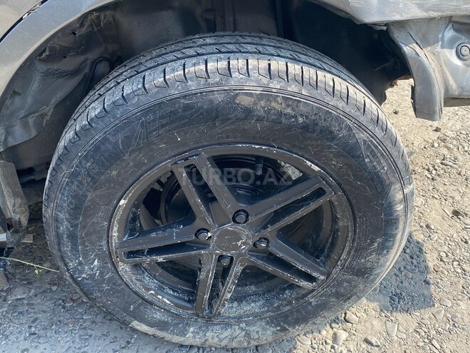 Honda Civic 2005, 400,000 km - 1.7 l - Mingəçevir