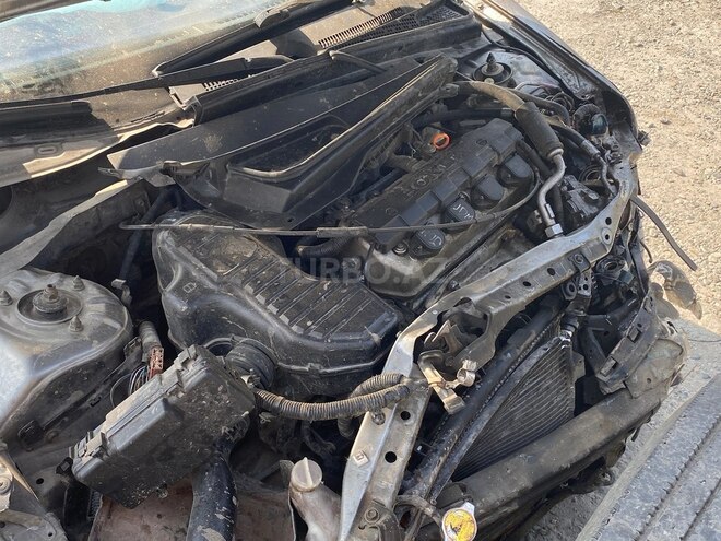 Honda Civic 2005, 400,000 km - 1.7 l - Mingəçevir