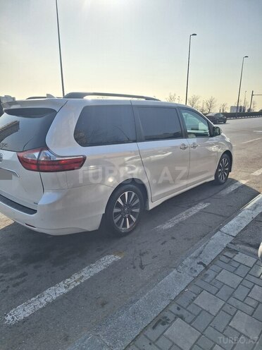 Toyota Sienna 2018, 163,000 km - 3.5 l - Bakı