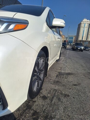 Toyota Sienna 2018, 163,000 km - 3.5 l - Bakı