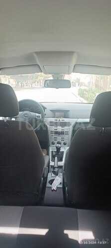 Opel Astra 2009, 353,000 km - 1.4 l - Bakı
