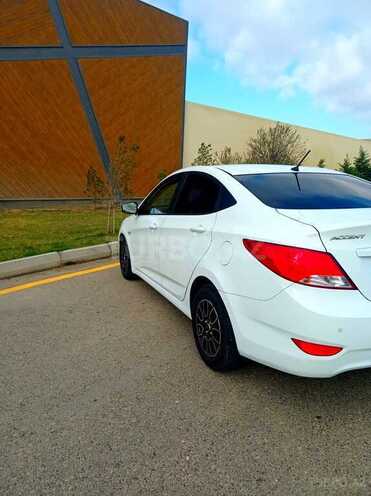 Hyundai Accent 2015, 175,600 km - 1.6 l - Bakı