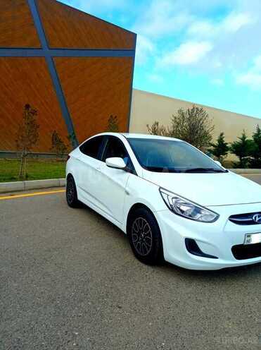 Hyundai Accent 2015, 175,600 km - 1.6 l - Bakı