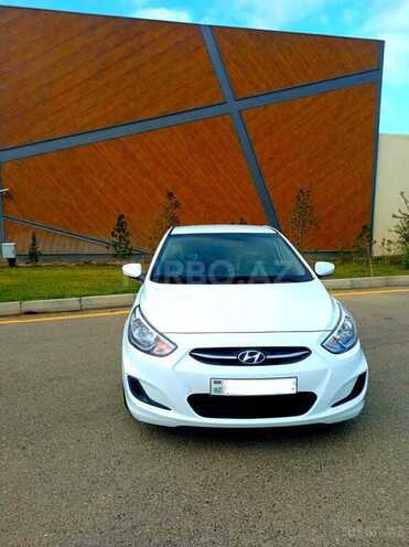 Hyundai Accent 2015, 175,600 km - 1.6 l - Bakı