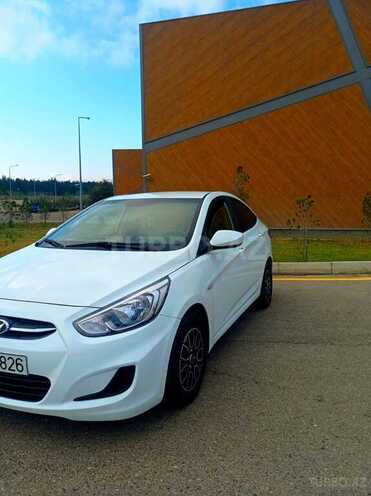 Hyundai Accent 2015, 175,600 km - 1.6 l - Bakı