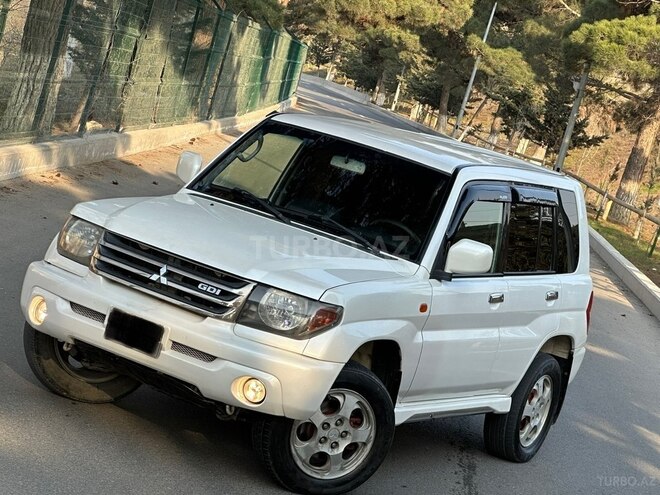 Mitsubishi Pajero io 2002, 311,000 km - 2.0 l - Bakı