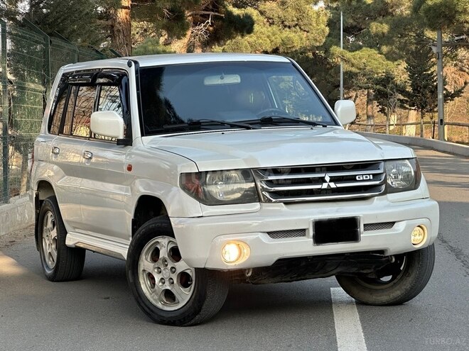 Mitsubishi Pajero io 2002, 311,000 km - 2.0 l - Bakı