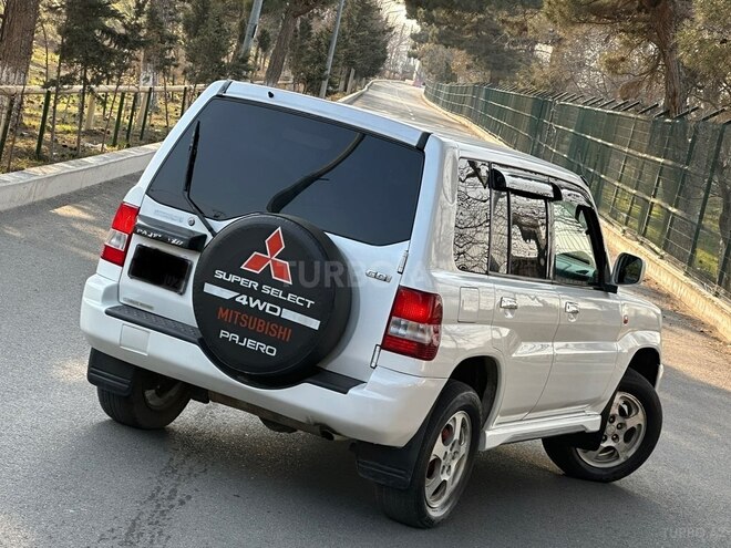 Mitsubishi Pajero io 2002, 311,000 km - 2.0 l - Bakı