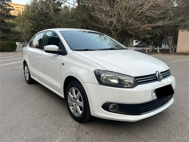 Volkswagen Polo 2013, 190,000 km - 1.6 l - Bakı