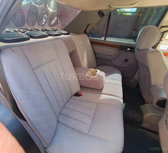 Mercedes E 500 1994, 213,809 km - 5.0 l - Gəncə