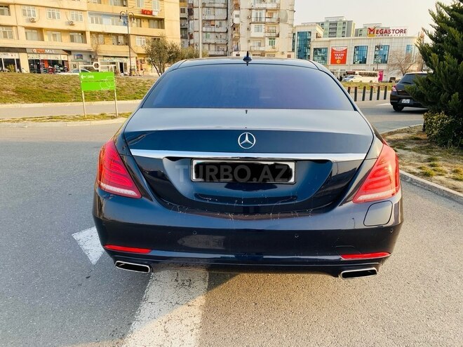 Mercedes  2017, 99,200 km - 3.0 l - Bakı