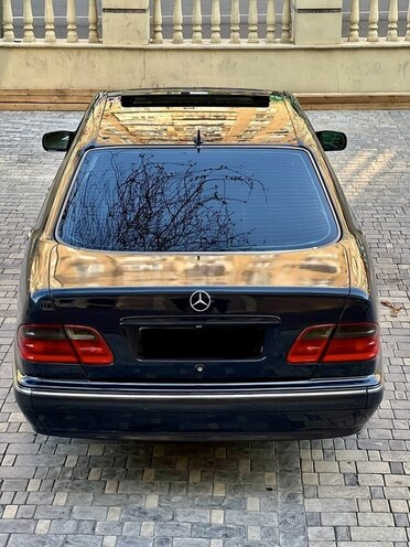 Mercedes E 270 2000, 369,877 km - 2.7 l - Bakı