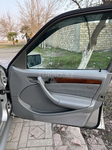 Mercedes C 230 2000, 191,600 km - 2.3 l - Bakı