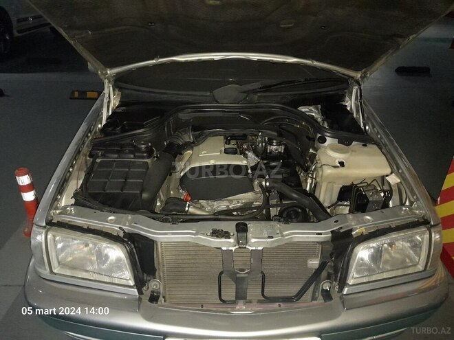 Mercedes C 180 1999, 176,000 km - 1.8 l - Bakı