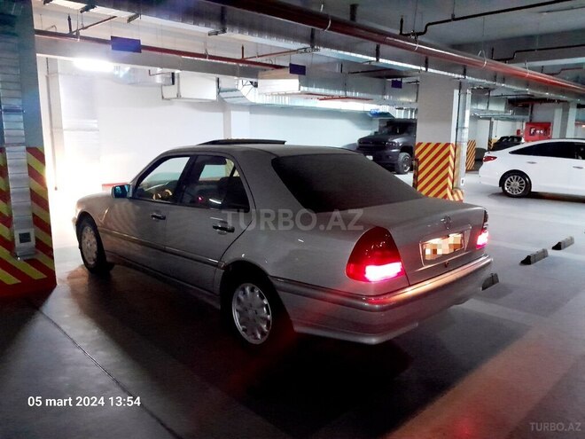 Mercedes C 180 1999, 176,000 km - 1.8 l - Bakı