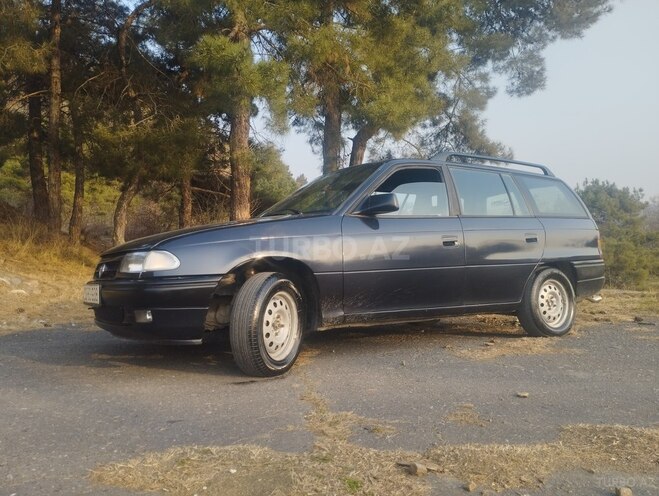 Opel Astra 1996, 333,333 km - 1.7 l - Zaqatala