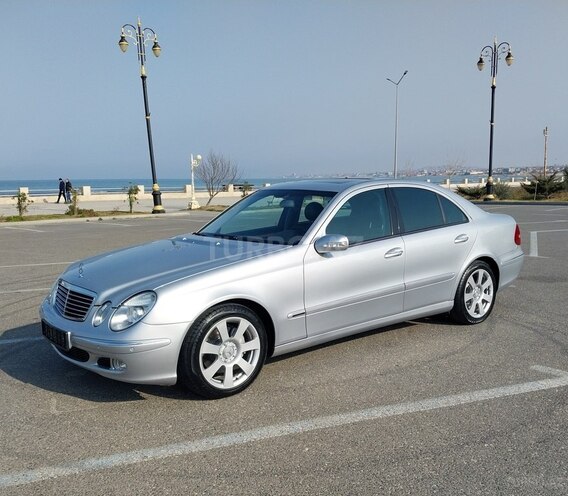 Mercedes E 240 2002, 290,152 km - 2.4 l - Bakı