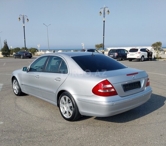 Mercedes E 240 2002, 290,152 km - 2.4 l - Bakı