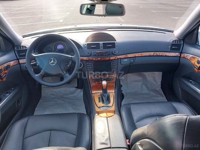 Mercedes E 240 2002, 290,152 km - 2.4 l - Bakı