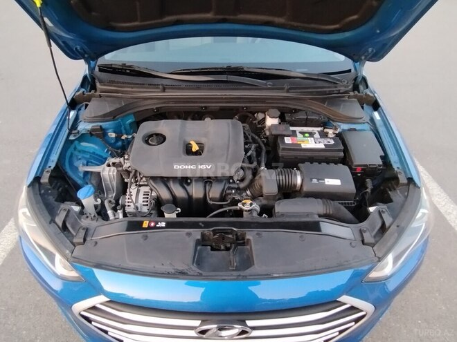Hyundai Elantra 2018, 130,000 km - 2.0 l - Bakı
