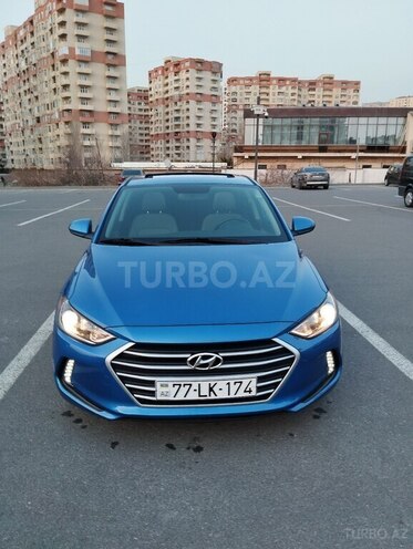 Hyundai Elantra 2018, 130,000 km - 2.0 l - Bakı