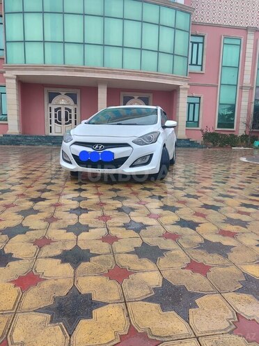 Hyundai i30 2012, 350,000 km - 1.4 l - Şirvan