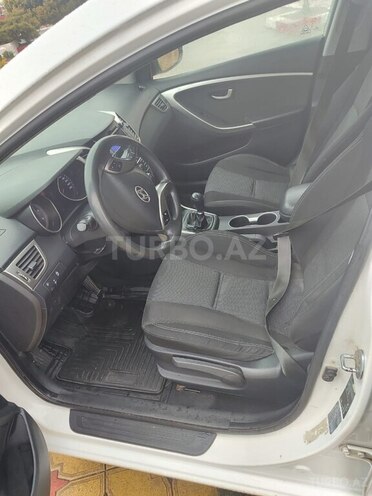 Hyundai i30 2012, 350,000 km - 1.4 l - Şirvan