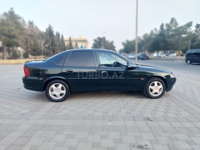 Opel Vectra 1998, 300,000 km - 1.8 l - Sumqayıt