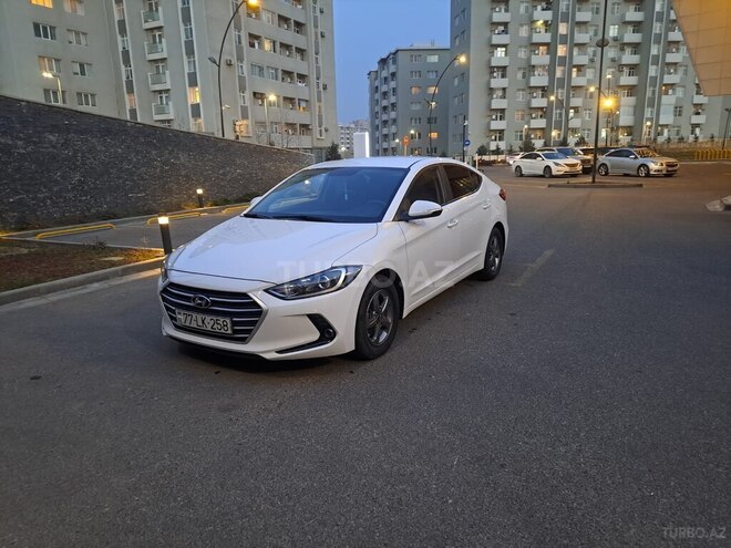 Hyundai Elantra 2015, 205,600 km - 1.6 l - Bakı