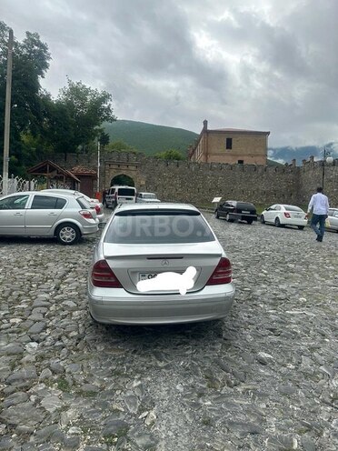 Mercedes C 180 2003, 256,342 km - 1.8 l - Bakı