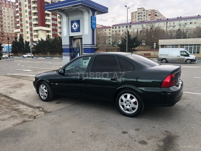 Opel Vectra 1999, 239,200 km - 2.0 l - Bakı