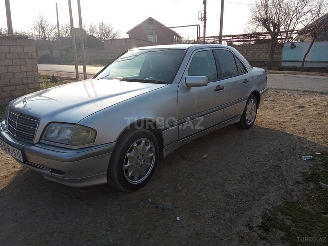 Mercedes C 200 1998, 123,420 km - 2.0 л - Biləsuvar