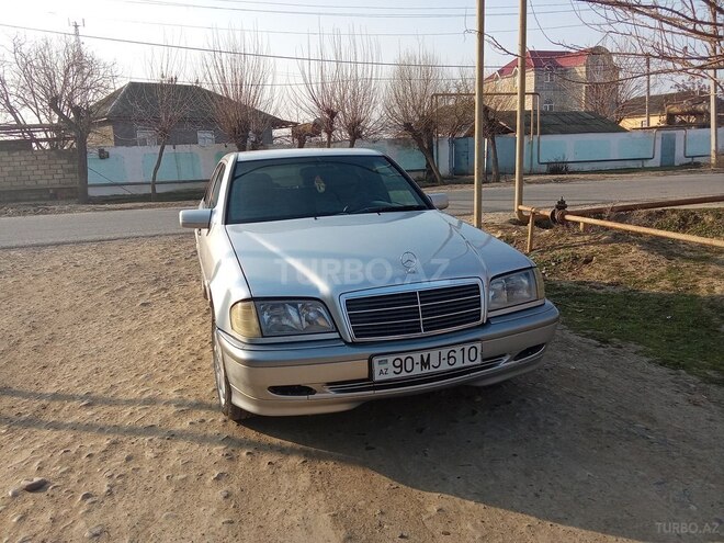 Mercedes C 200 1998, 123,420 km - 2.0 л - Biləsuvar