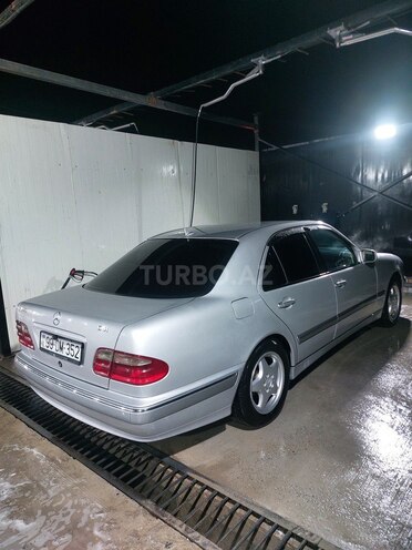 Mercedes E 220 2000, 396,000 km - 2.2 l - Bakı
