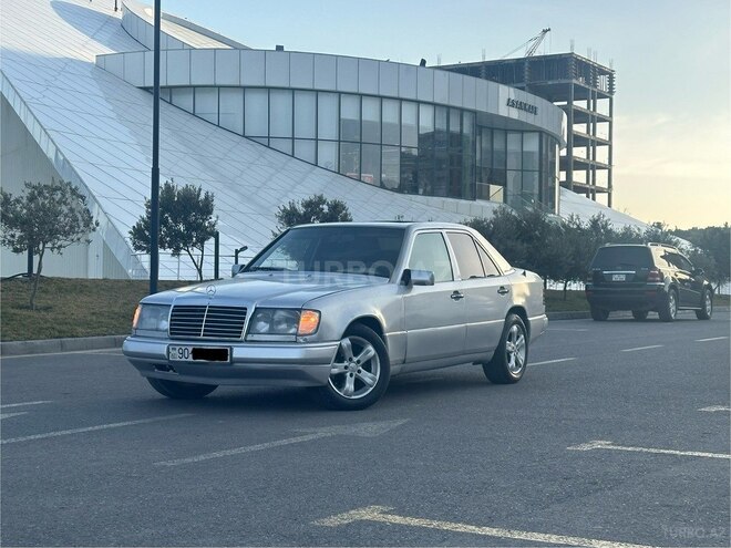 Mercedes E 200 1992, 346,373 km - 2.0 l - Bakı