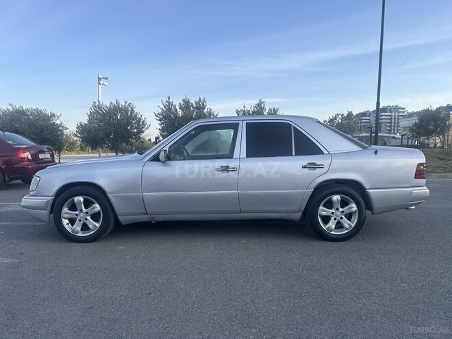 Mercedes E 200 1992, 346,373 km - 2.0 l - Bakı