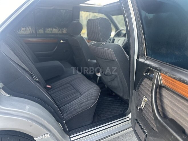 Mercedes E 200 1992, 346,373 km - 2.0 l - Bakı