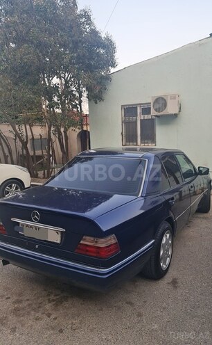 Mercedes E 220 1995, 560,000 km - 2.2 l - Bakı