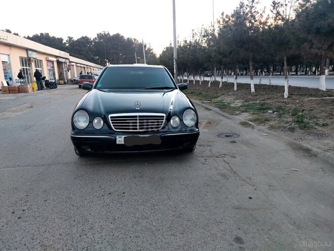Mercedes E 200 2001, 345,400 km - 2.0 л - Şirvan